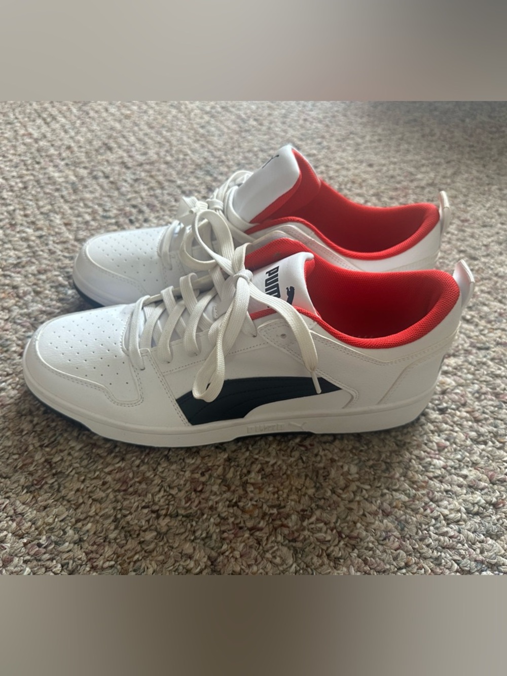 Brand new men’s 12. Puma Rebound lay up White Sneakers with Black Side Logo